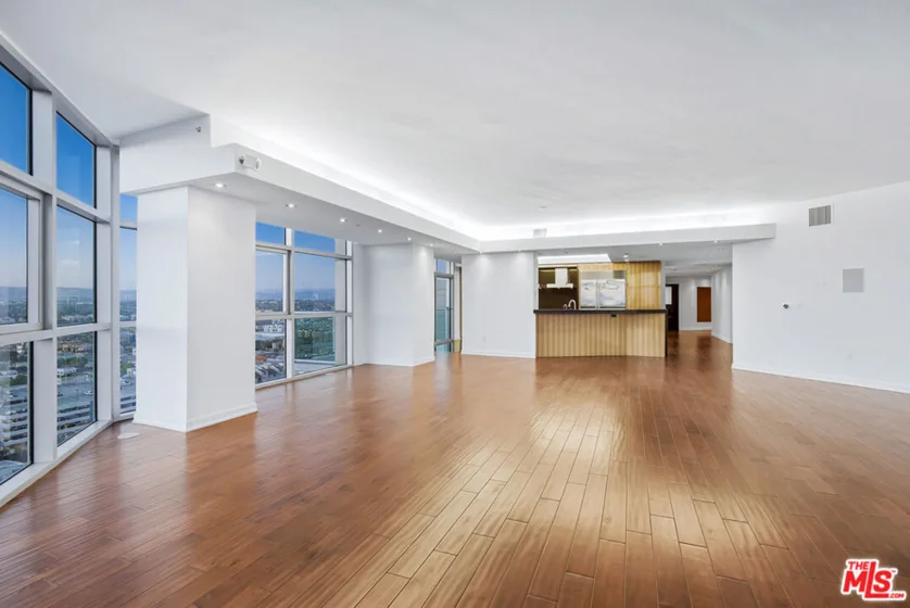 13700 Marina Pointe Drive #1903 photo 11