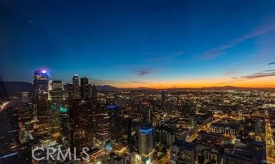 900 W Olympic #43D photo 11