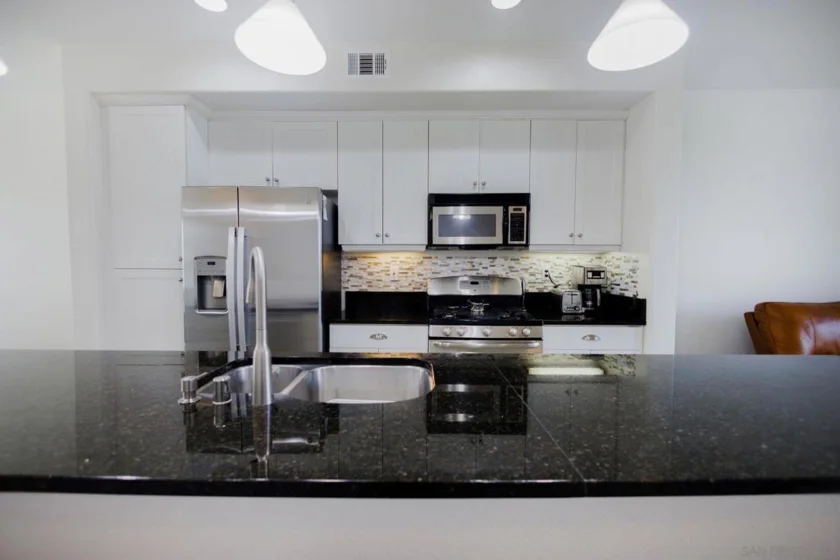 810 Harbor Cliff Way #230 photo 6