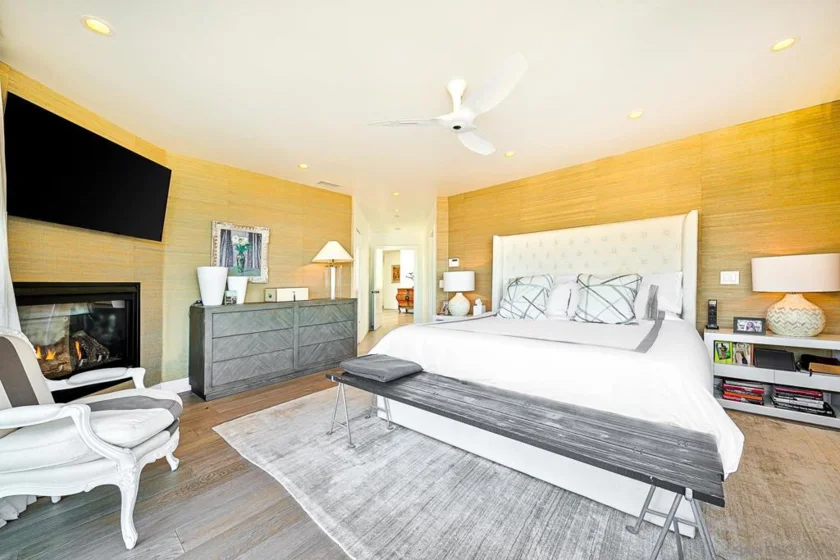 231 Bonair Street photo 30