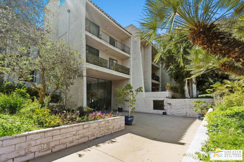 1401 Valley View Road #321 photo 23