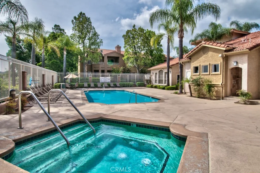 2425 Del Mar photo 21