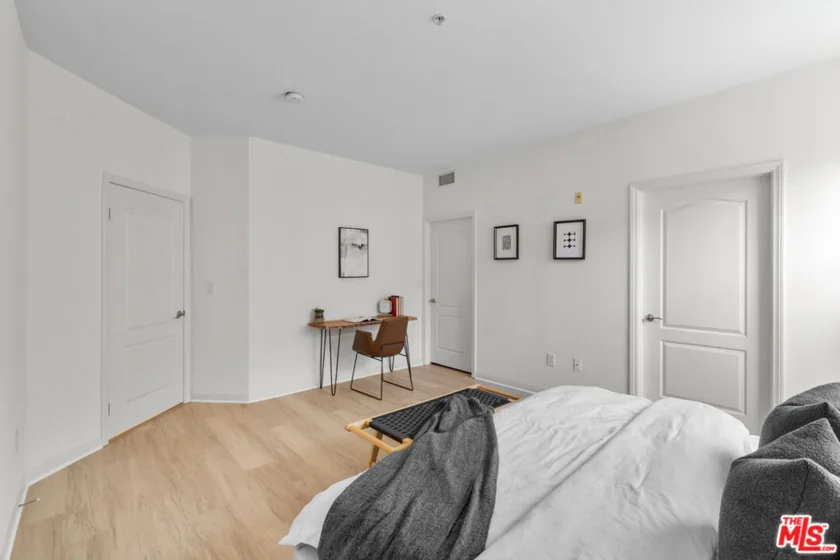 1100 S Clark Drive #203 photo 6