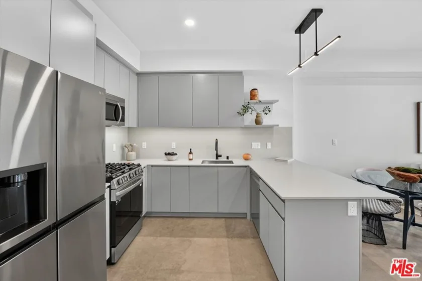 904 S New Hampshire Avenue #407 photo 3