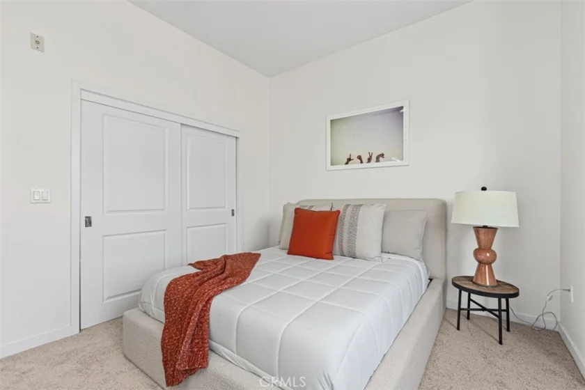 21 Gramercy #220 photo 23