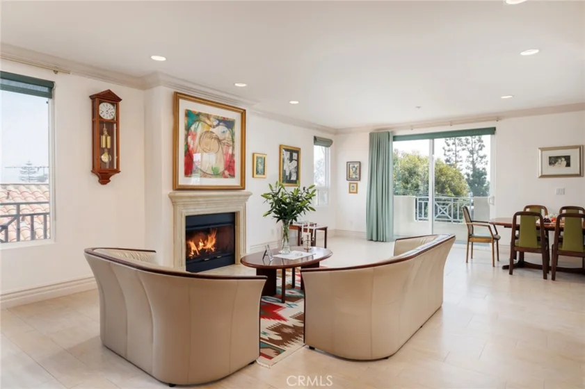 1337 Wellesley Avenue #304 photo 1