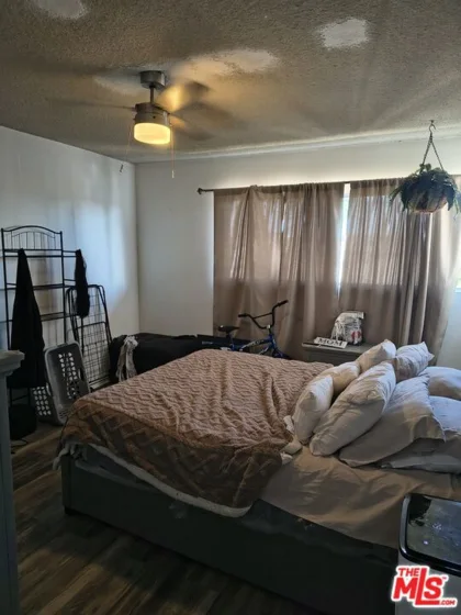 855 Victor Avenue #305 photo 3