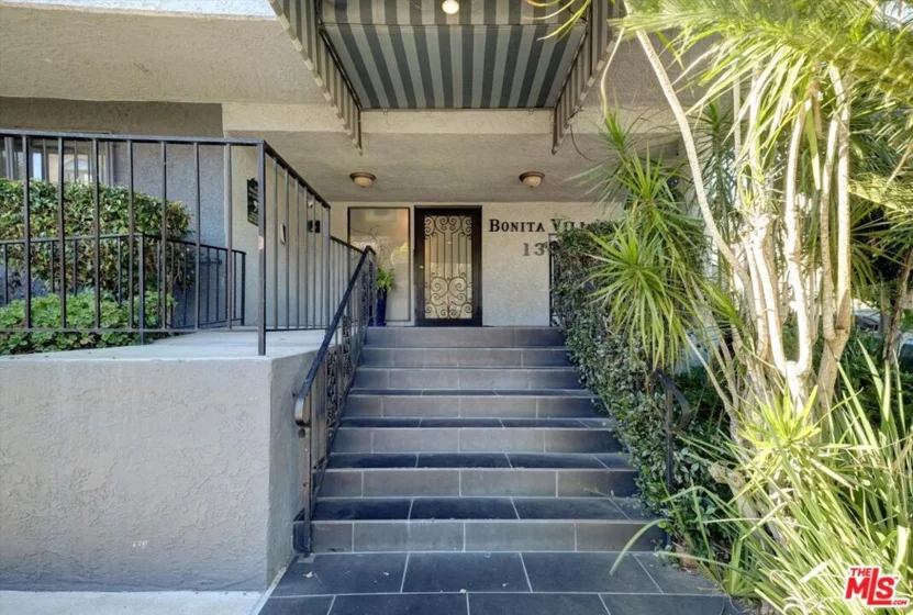1355 N Sierra Bonita Avenue #411 photo 1