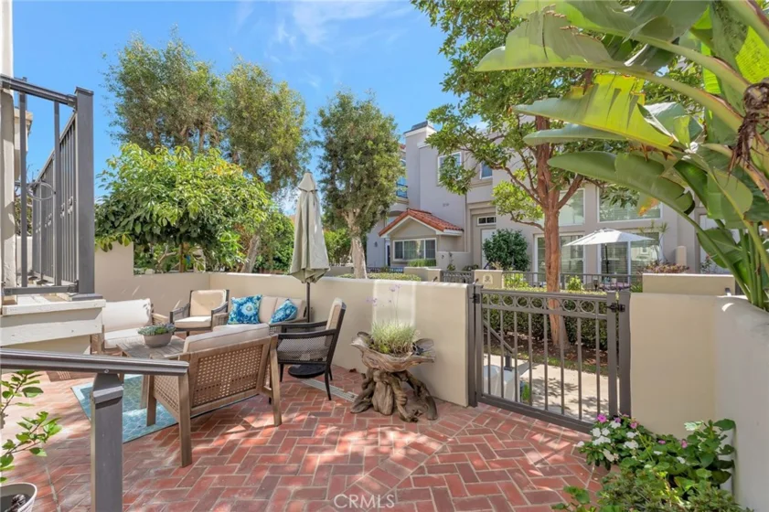 6056 Shadowbrook Circle photo 50