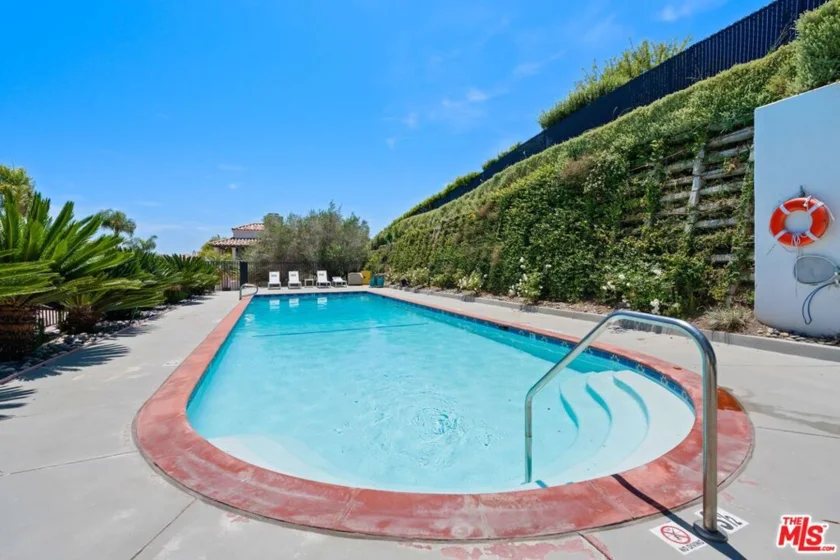 6435 Zumirez Drive #21 photo 50