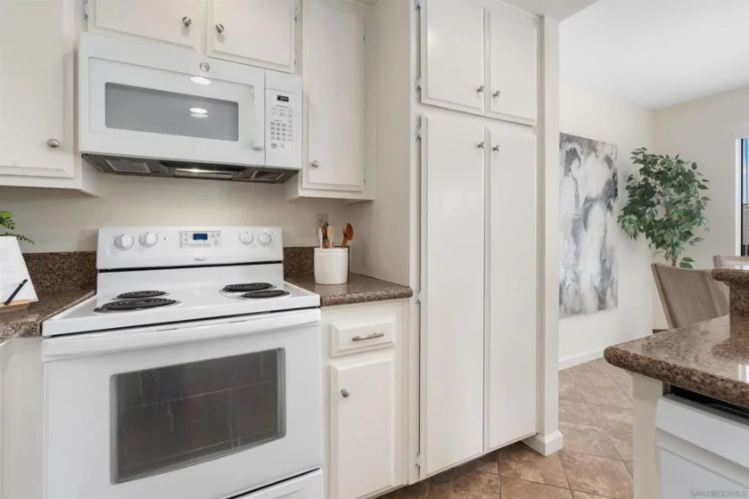 7780 Parkway Drive #1101 photo 19
