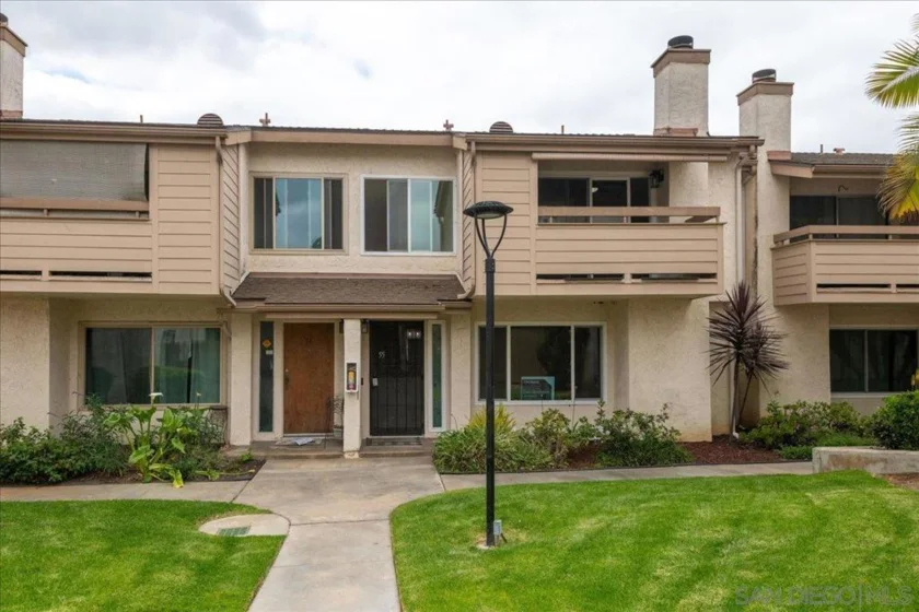 1735 Melrose Avenue #55 photo 1