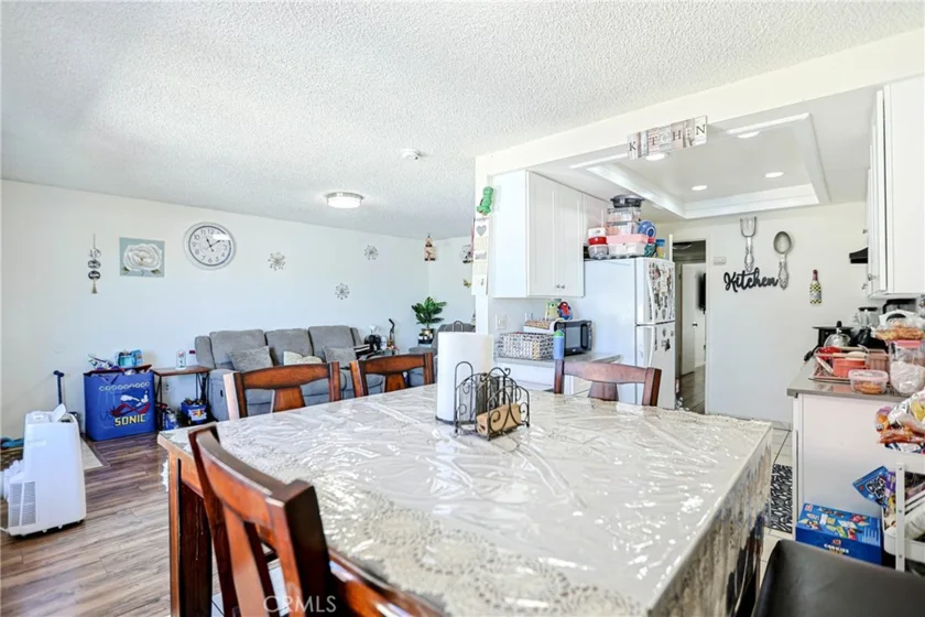 1400 W Warner photo 7