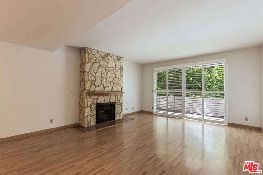 1930 S Beverly Glen Boulevard #306 photo 13