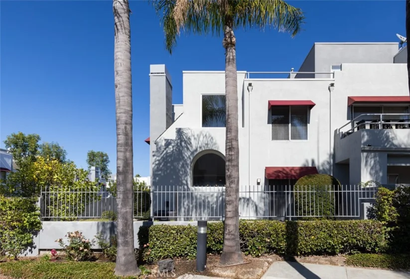 26852 Jadestone #196 photo 1