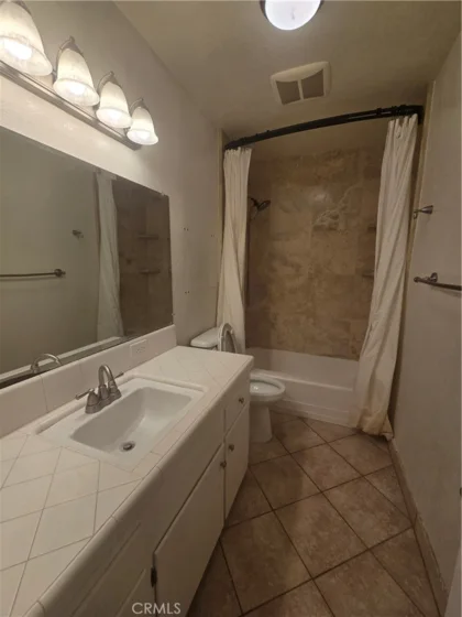 1360 Shadow Lane #K photo 5