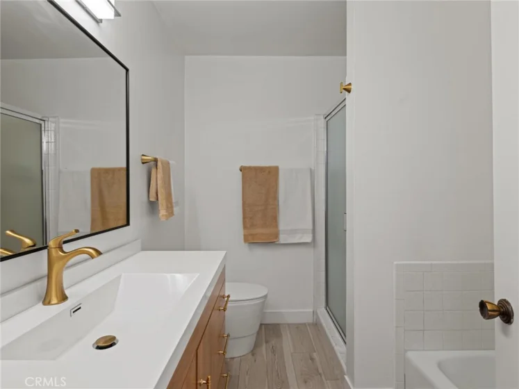 4700 Natick #204 photo 9