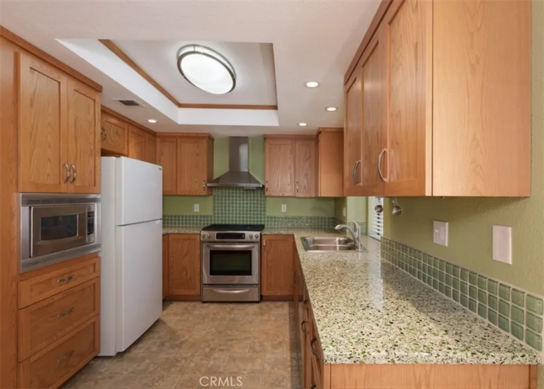 21930 Marylee Street #92 photo 9