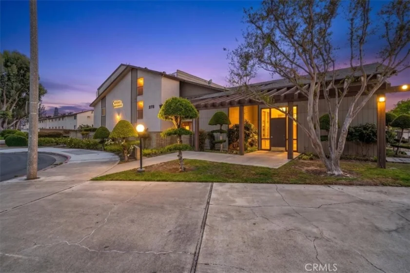 278 N Wilshire #129 photo 39