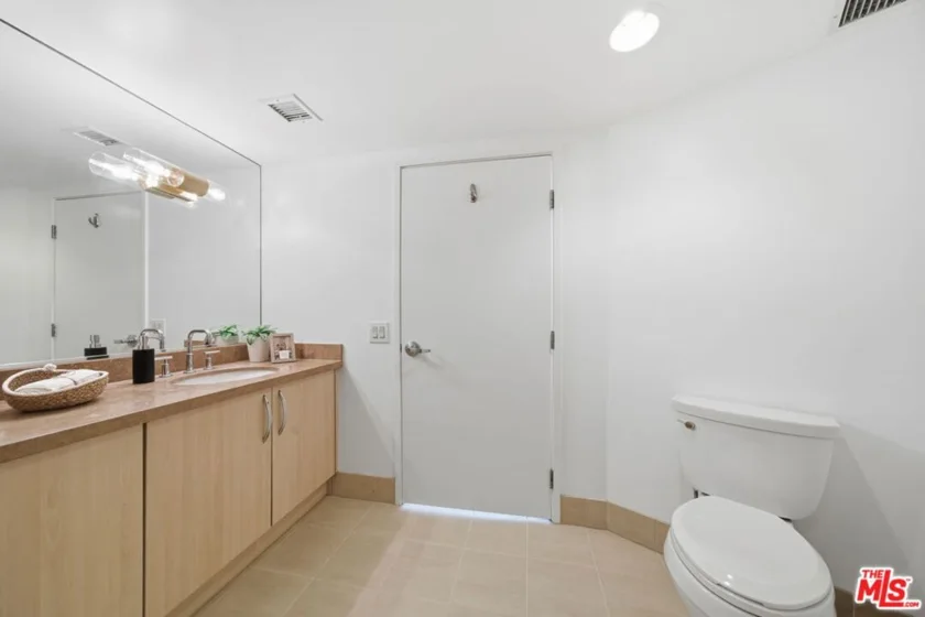13650 Marina Pointe Drive #1603 photo 26