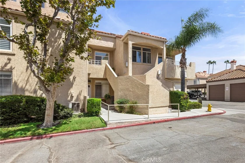 3195 Altura Court #201 photo 2