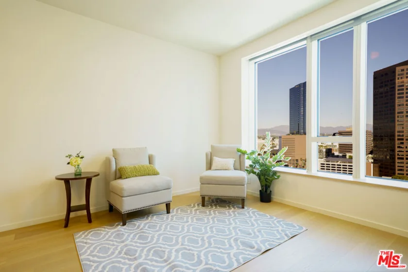 889 Francisco Street #2610 photo 18