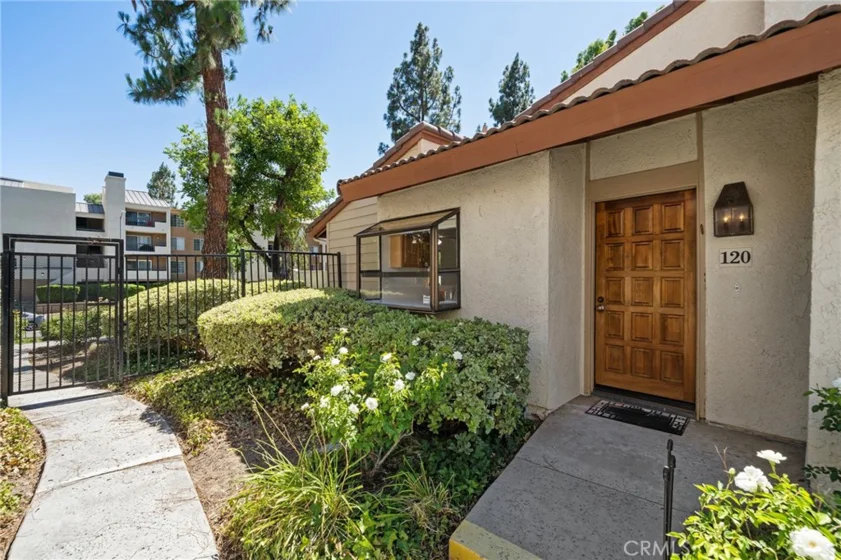 21551 Burbank Boulevard #120 photo 1