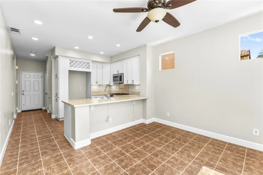 28403 Ravenna photo 13