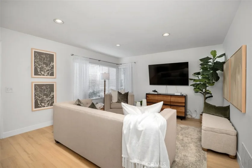 58 Clearbrook photo 6