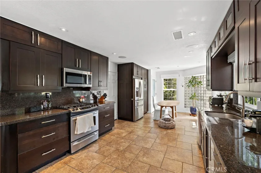 24535 Santa Clara photo 5