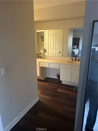 863 Encino photo 22