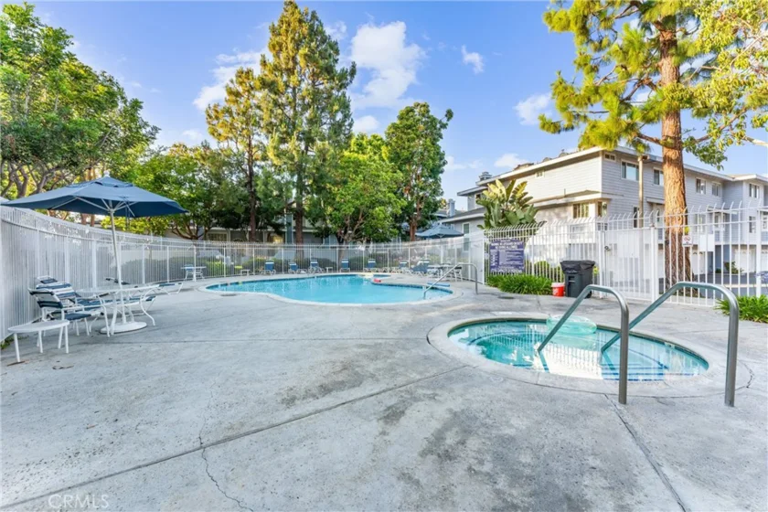 19110 Beachcrest Lane #E photo 6