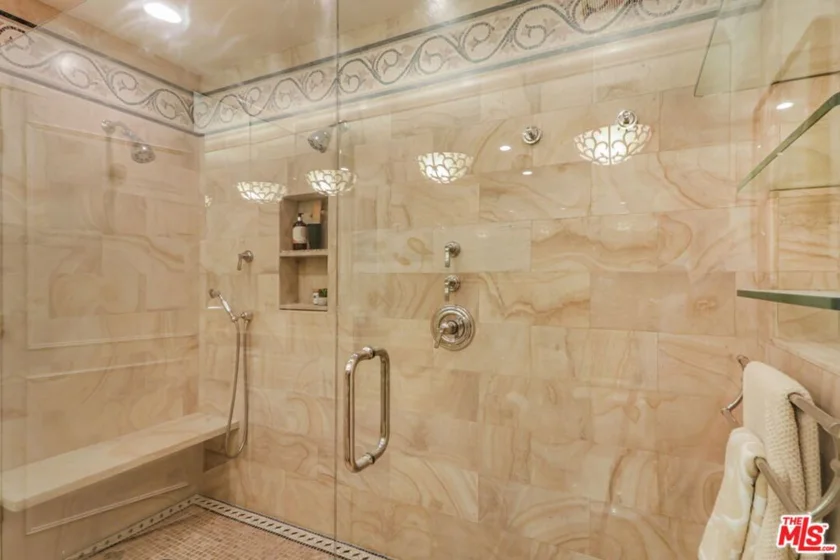 211 California Avenue #501 photo 25