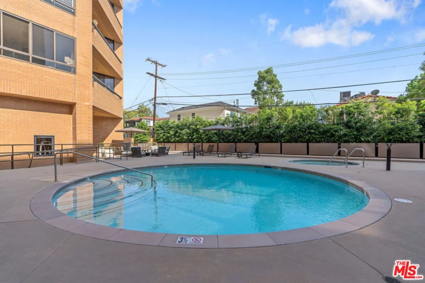 10430 Wilshire Boulevard #606 photo 35