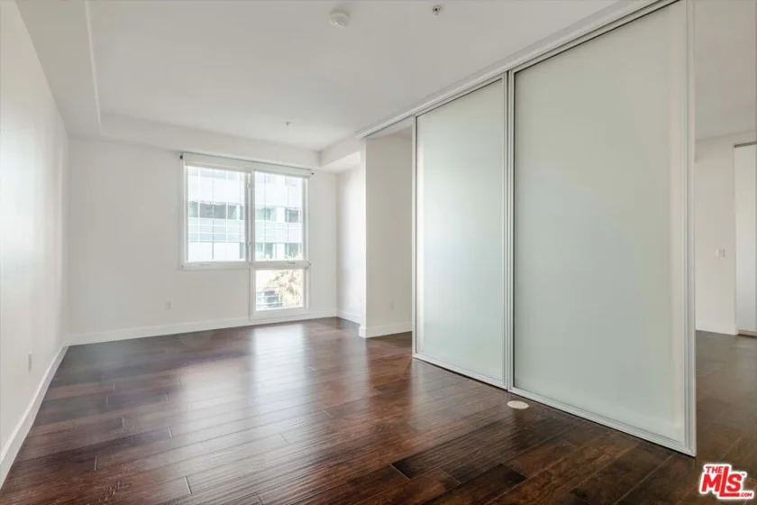 1234 Wilshire Boulevard #405 photo 9