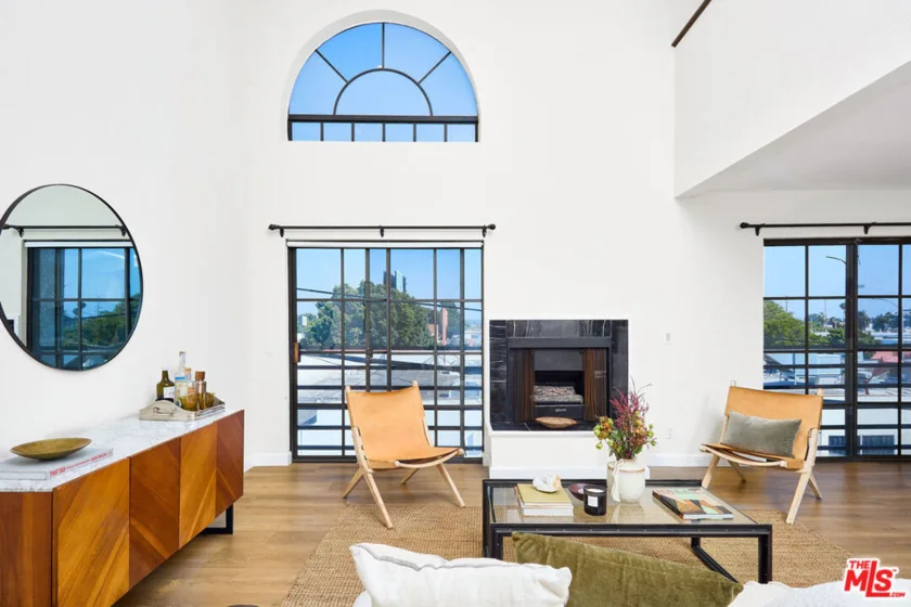 3780 Ocean View Avenue #10 photo 1