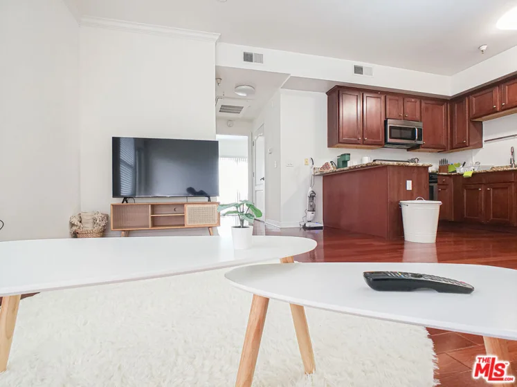 1025 Dewey Avenue #205 photo 8