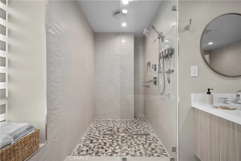 14157 Tiara Street #101 photo 28