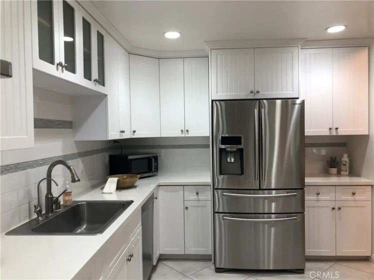 380 S Orange Grove Bl #8 photo 7