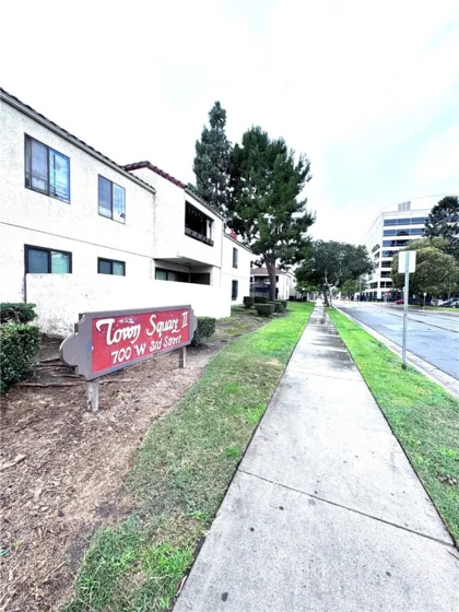 700 W 3rd #B107 photo 1