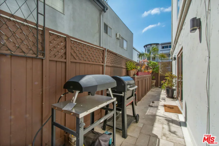 11838 Kiowa Avenue #101 photo 12