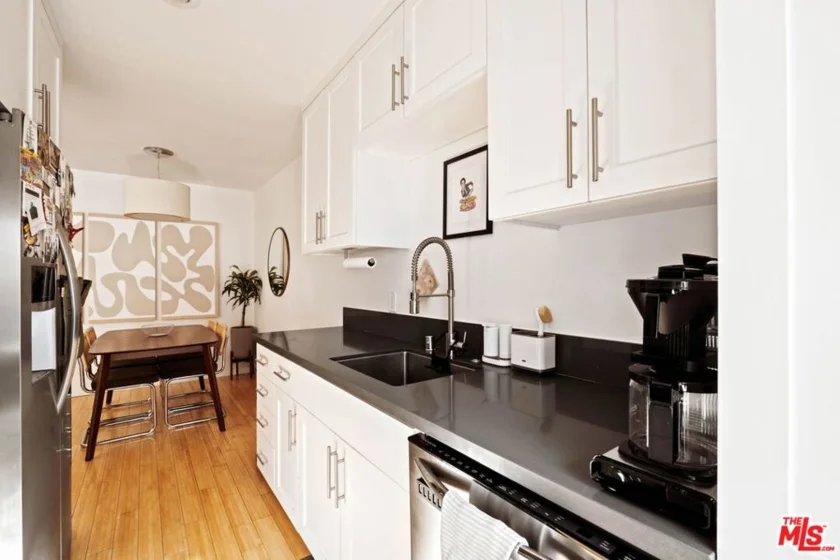 550 N Croft Avenue #2 photo 12