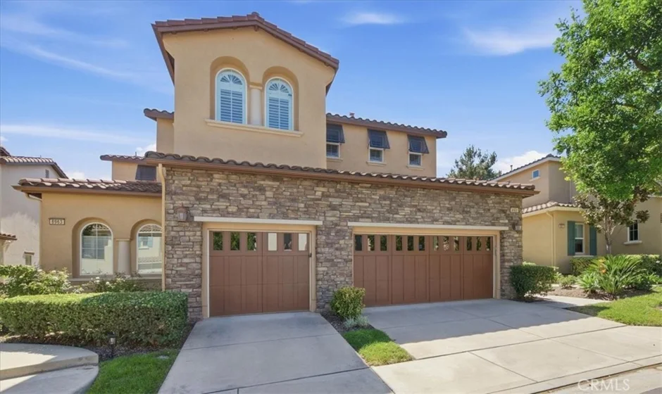 8969 Cuyamaca photo 3
