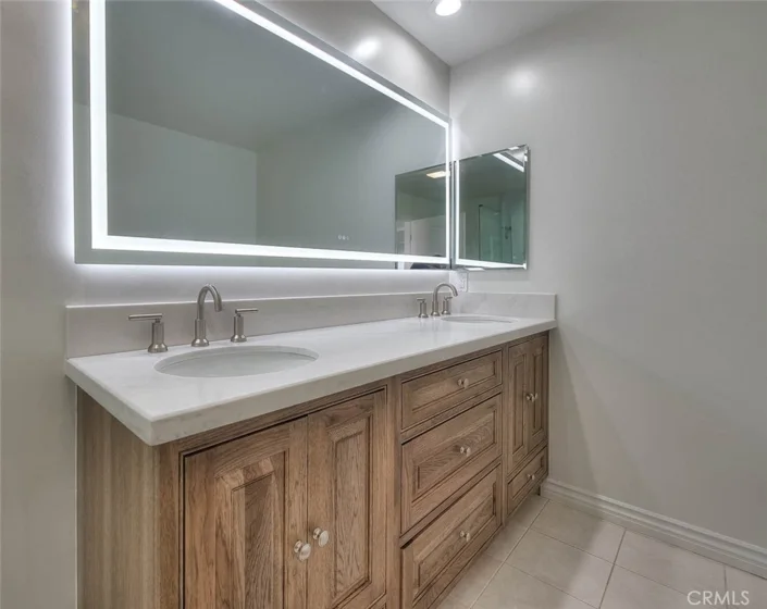 572 E San Jose Avenue #104 photo 41