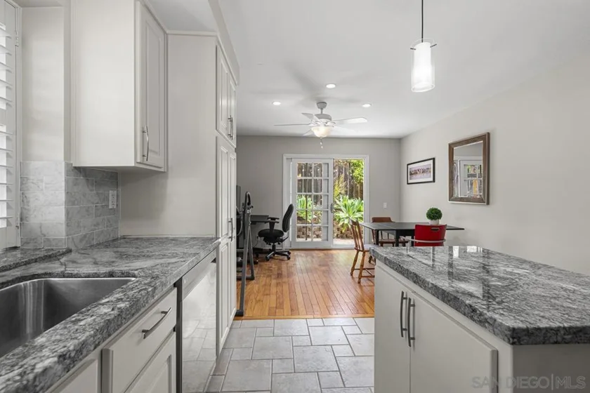 3631 Caminito Carmel Landing photo 33