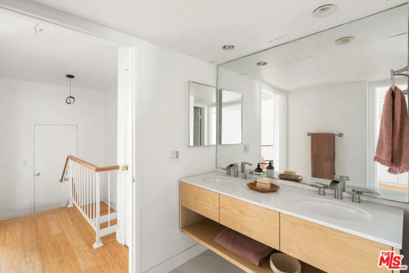 4658 Don Lorenzo Drive #G photo 17