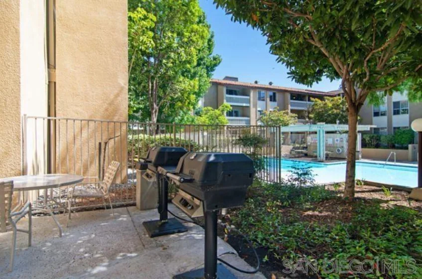 4600 Lamont Street #204 photo 27