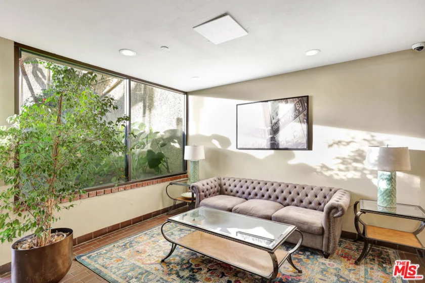 1900 Vine Street #103 photo 29
