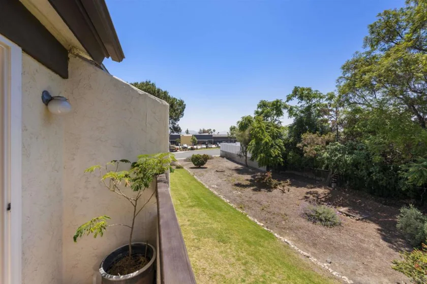 1311 Hawk Lane photo 38