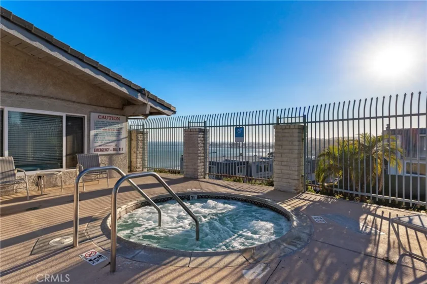 26046 E View Point photo 26